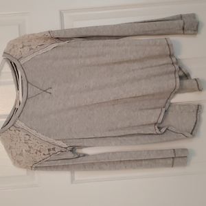 Womens thin long sleeve shirt